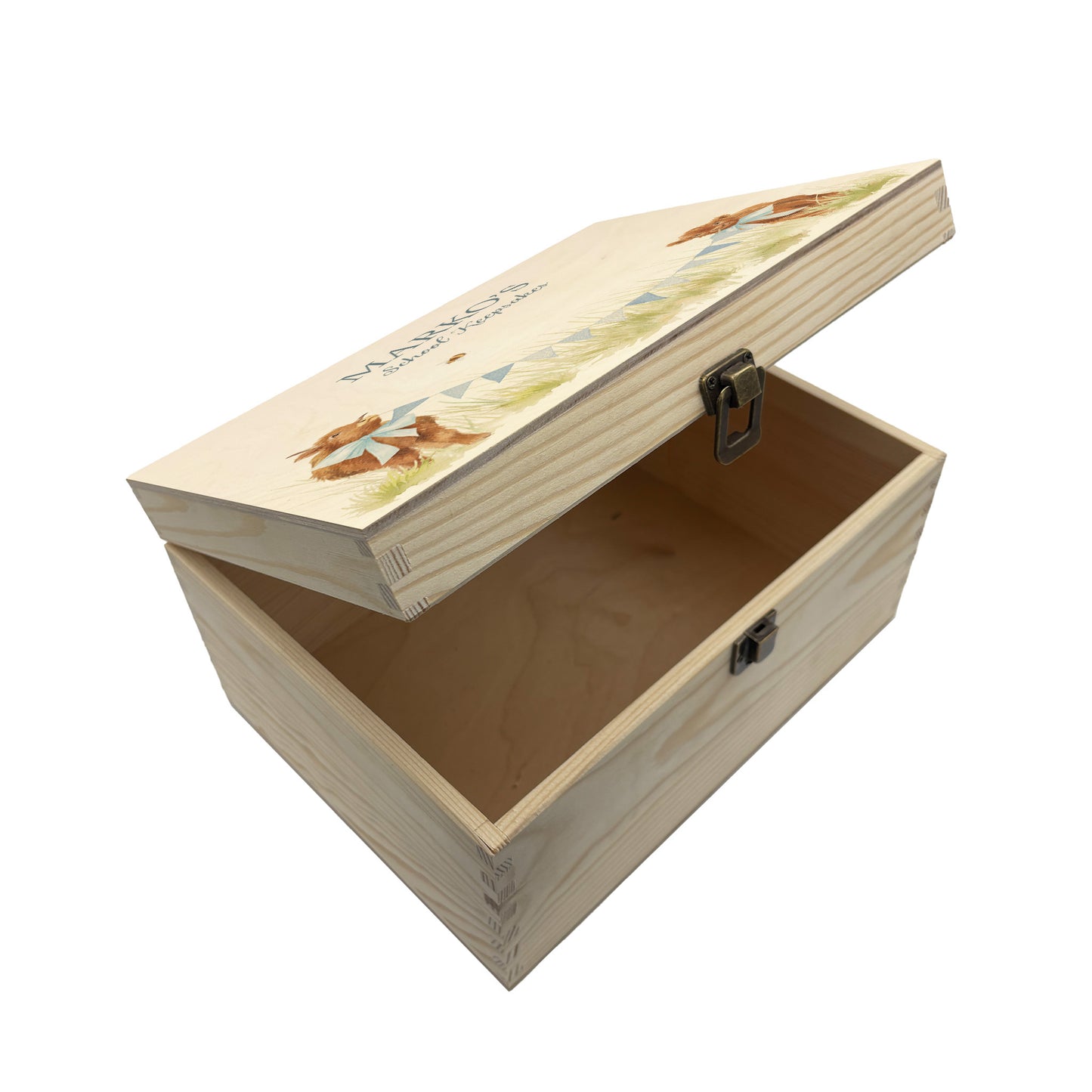 Medium sized wooden pine personalised keepsake box. The design theme is perfect for New babies, Welcome to the world, baby showers and christenings. This design has baby highland cow calves in meadow style grass and a buzzy Bee flying around. This design can be personalised by adding a beautiful bunting and a luxurious bow around their necks in blue or pink. Add the extra special touch to your special occasion.