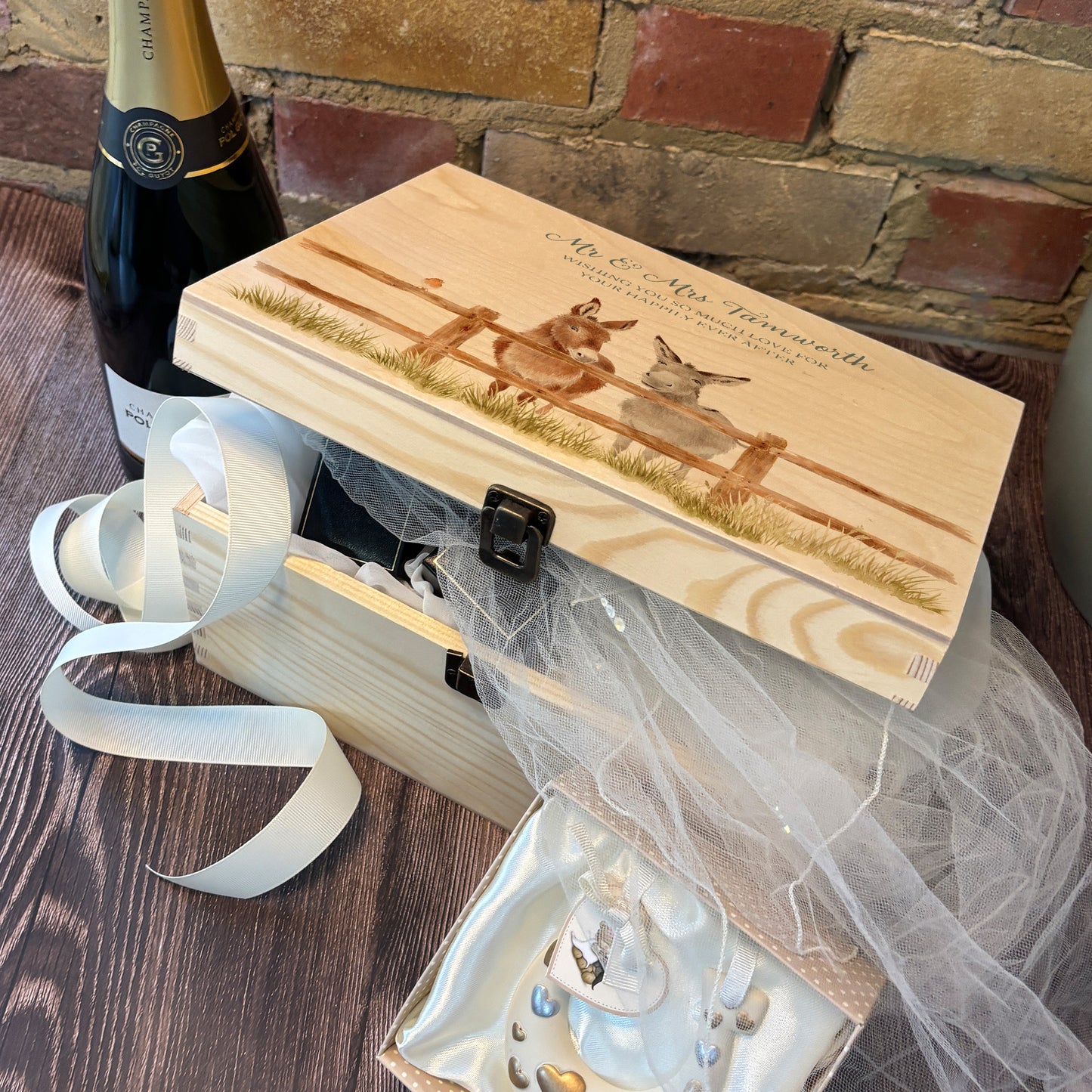 Medium wooden pine memory/wedding/anniversary gift box featuring a dreamy watercolour illustration of two Donkey's side-by-side, perfect for celebrating a lasting bond.