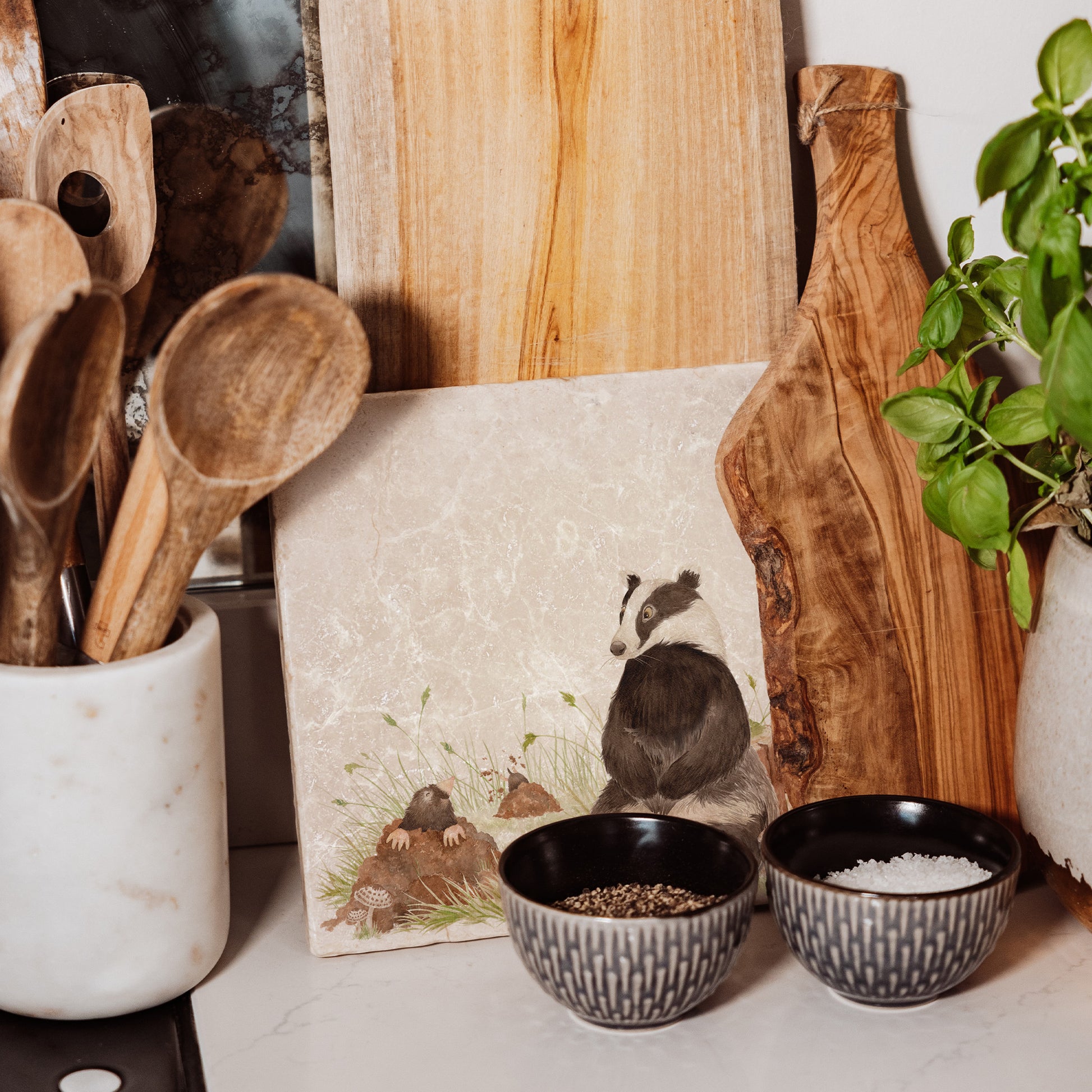 Badger and Mole design on natural stone, the perfect woodland pair to fill your home with countryside delights. Featuring The Humble Hares unique watercolour style. 