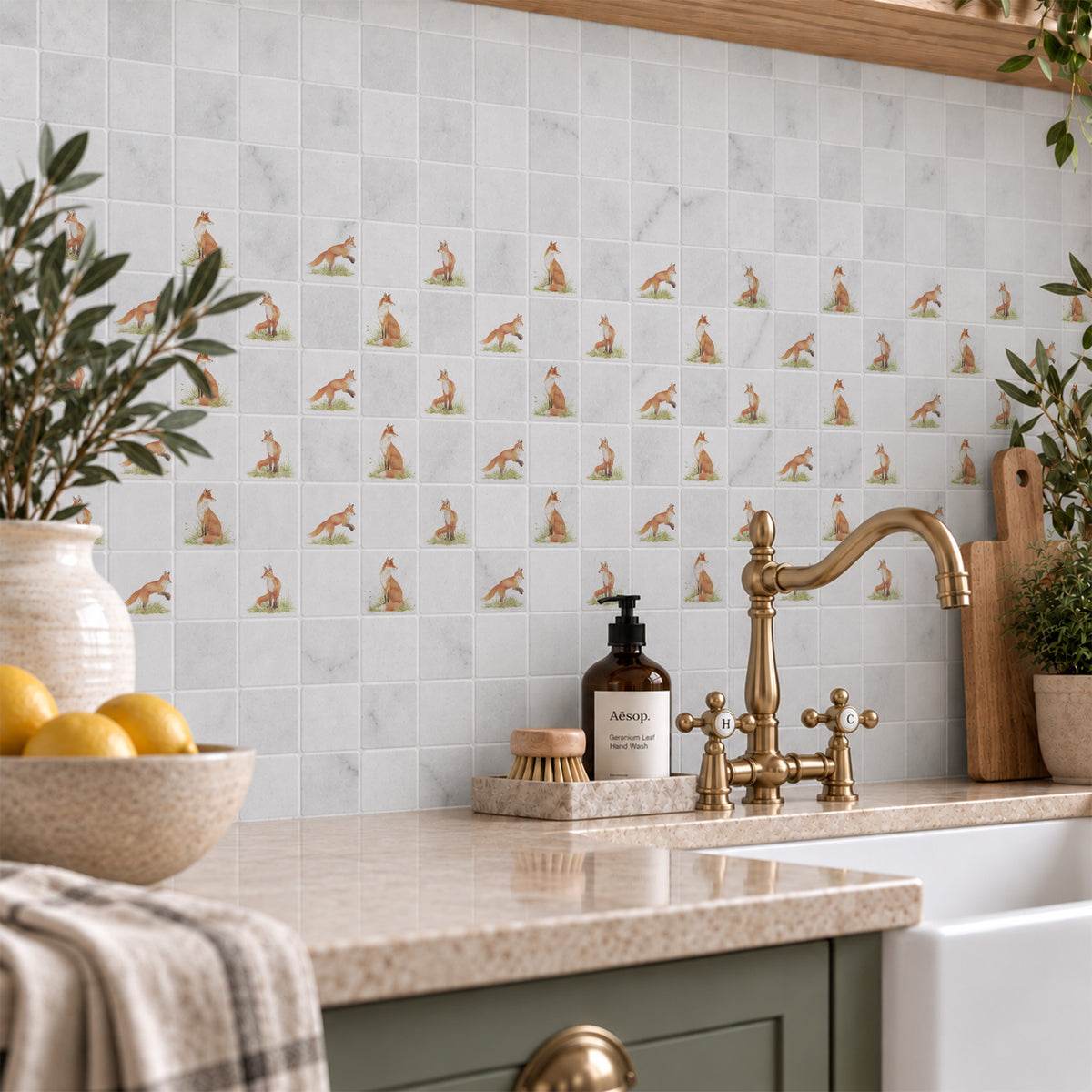 Individual mosaic wall tile decorated with a watercolour Fox design