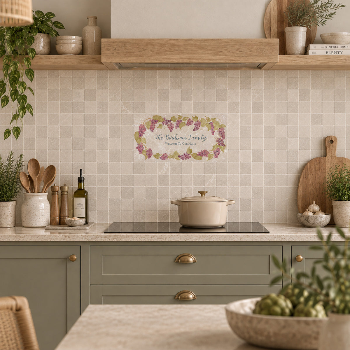 Personalised wreath style wall tile, with a family name in the centre. Stylish and modern look. 