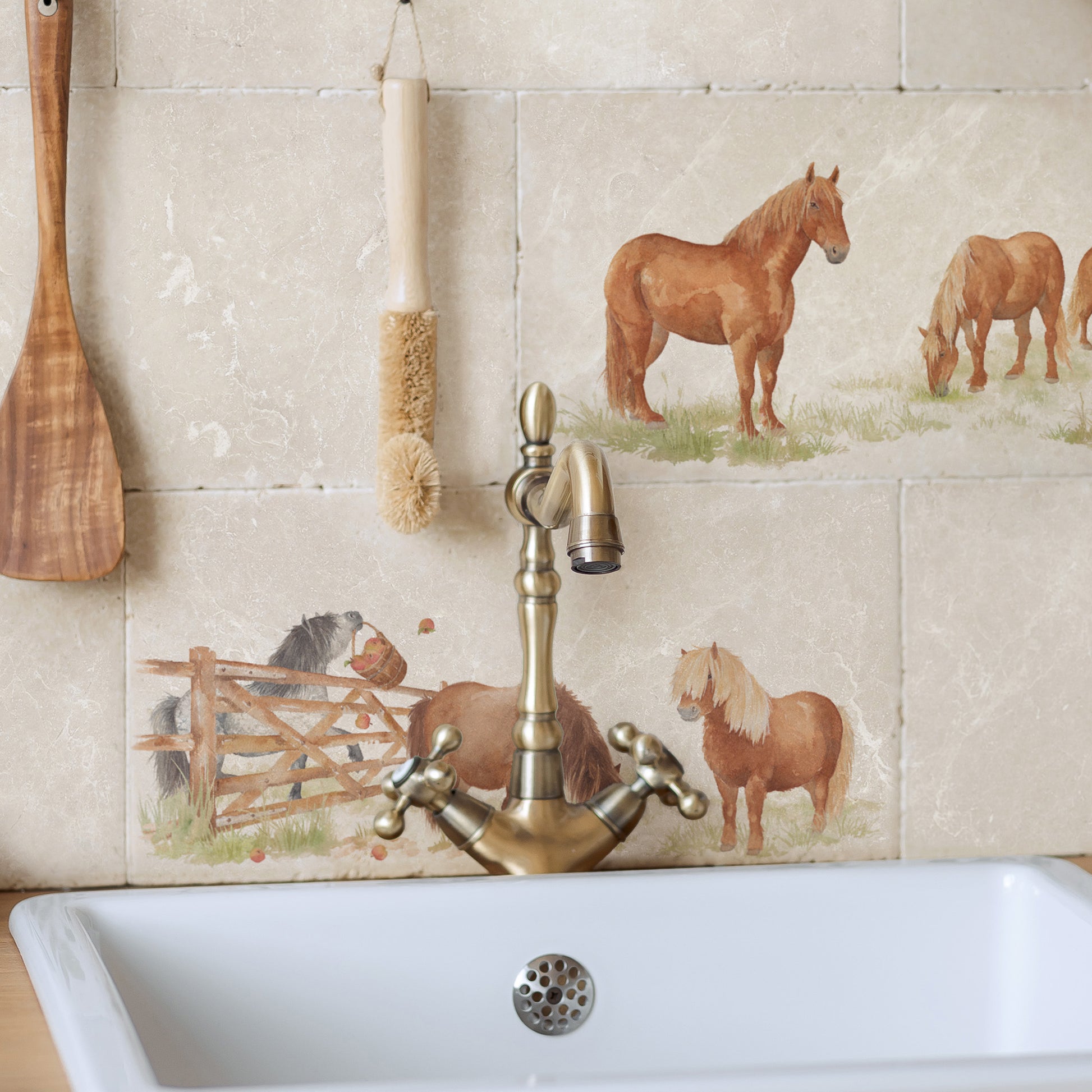 Some very mischievous Shetlands stealing the Apples from the local farmer. The perfect design to add some fun to your Kitchen space. 